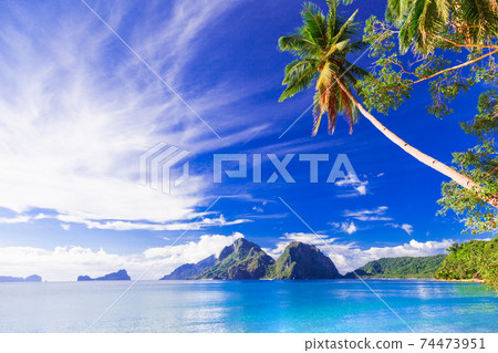 perfect tropical beach scenery - islands of Philippines, Palawan 74473951