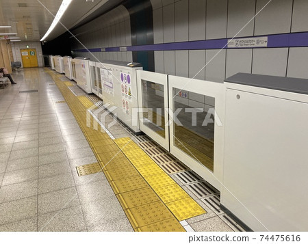 名古屋市營地鐵的站台門 74475616