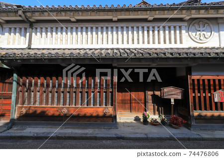 Toyoda family in Imai-cho, Nara 74476806