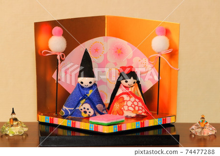 可愛的小雞 74477288