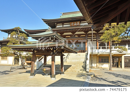 Walk along the Ryutetsu line: Manmanji Temple, Rinzai sect Daitokuji Temple Walk along the Ryutetsu line: Manmanji Temple, Rinzai sect Daitokuji Temple 74479175