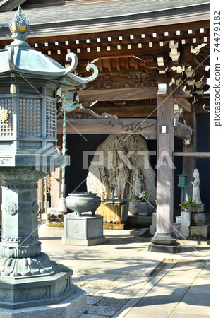 沿著龍壽線行走:萬滿寺,臨濟宗大德寺 沿著龍壽線行走:萬滿寺,臨濟宗大德寺 74479182
