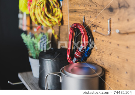 Mountaineering equipment Carabiner Wall-mounted storage image material Mountaineering equipment Carabiner Wall-mounted storage image material 74481104