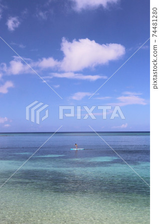 Okinawa Prefecture Motobu Town Bise Coast Emerald Green Sea kayaking experience sightseeing in the blue sea 74481280