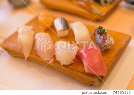Sushi Nigiri SUSHI Sushi Nigiri SUSHI 74485135