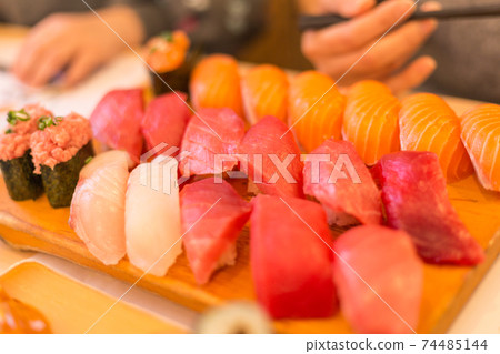 Sushi Nigiri SUSHI Sushi Nigiri SUSHI 74485144