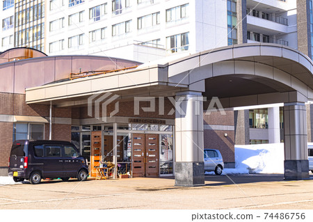 日間服務中心 日間服務中心 74486756