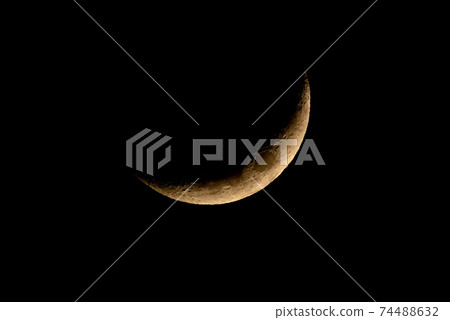 Tonight's moon Tonight's moon 74488632