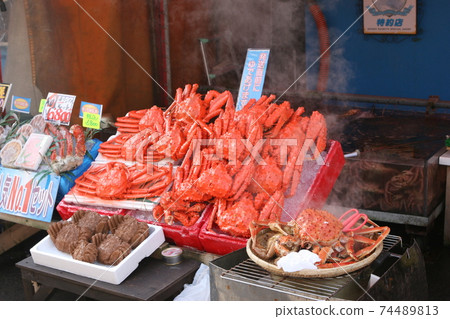 Hakodate Morning Market Hakodate Sightseeing King Crab Hairy Crab 74489813