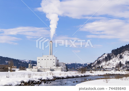 從魚沼市的阿布魯馬河看到的廢物處理設施(生態工廠魚沼) 從魚沼市的阿布魯馬河看到的廢物處理設施(生態工廠魚沼) 74489840