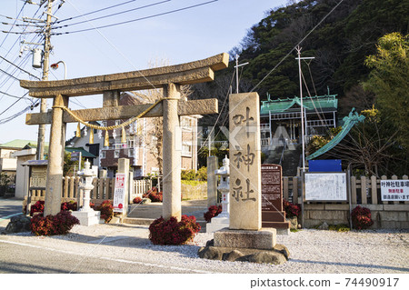湘南三浦半島神奈川縣橫須賀市浦賀鹿野神社的冬天 湘南三浦半島神奈川縣橫須賀市浦賀鹿野神社的冬天 74490917