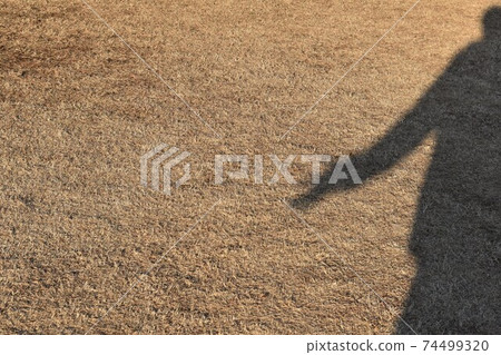 上身剪影 上身剪影 74499320