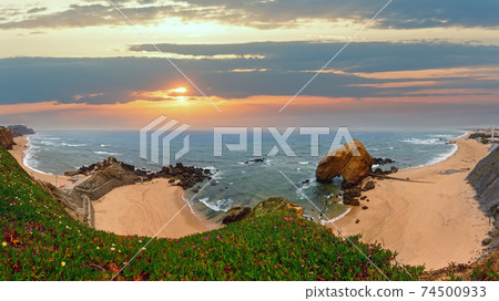 Praia do Guincho, Santa Cruz, Portugal 74500933