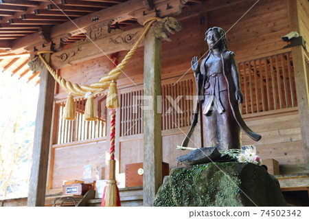 Yame City Yametsuhime Shrine 74502342