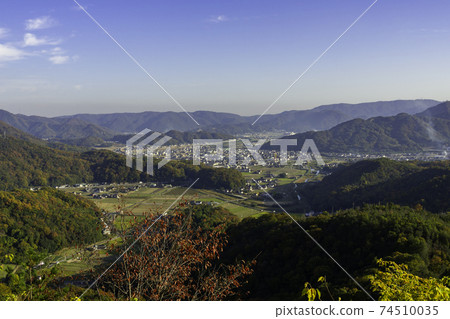 岡山縣小田區八重町八重町的景色 岡山縣小田區八重町八重町的景色 74510035