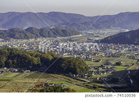 岡山縣小田區八重町八重町的景色 岡山縣小田區八重町八重町的景色 74510036