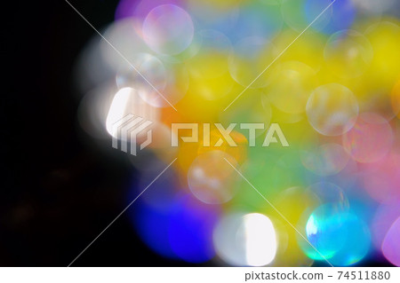 v Jet-black black background, jewel-like glass ball bokeh expression 10 74511880