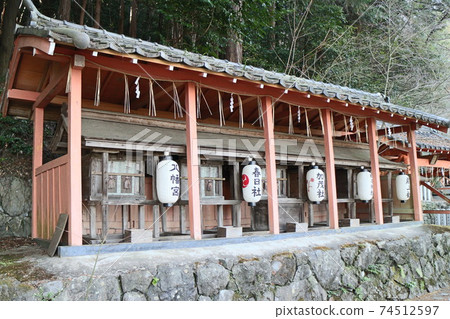 和歌山神社 74512597
