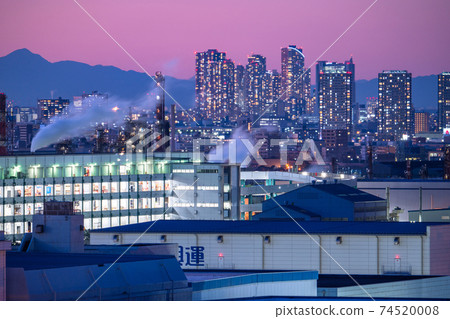 《神奈川》工廠夜景和城市夜景 74520008