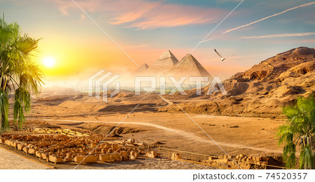 Desert sandstorm in Egypt Desert sandstorm in Egypt 74520357