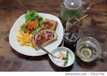 Breakfast image 74522740