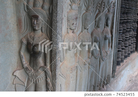 Angkor Wat, dry season, Cambodia 74523455