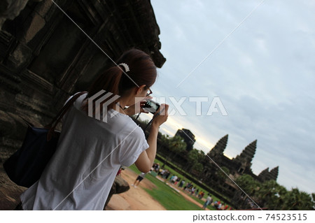 Early morning Angkor Wat 74523515