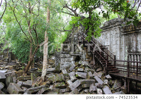 神秘的prasat 神秘的prasat 74523534