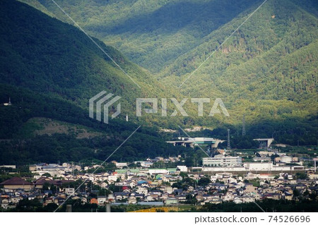 From the top of the half bell, you can often see if there is a fire (Sakaki Town scenery) From the top of the half bell, you can often see if there is a fire (Sakaki Town scenery) 74526696