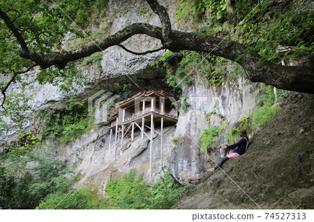 [國寶] Santokokusan Sanbutsuji寺（Sanbutsu寺）入門堂（棗園奧金院） 74527313
