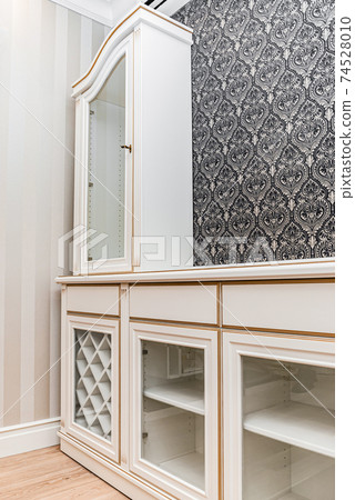 Classical style white showcase with glass doors and gilding 74528010