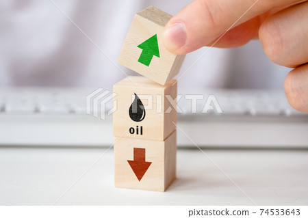Observation concept for increasing oil prices. 74533643