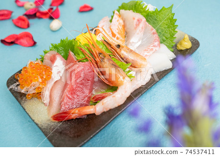 什錦生魚片 什錦生魚片 74537411