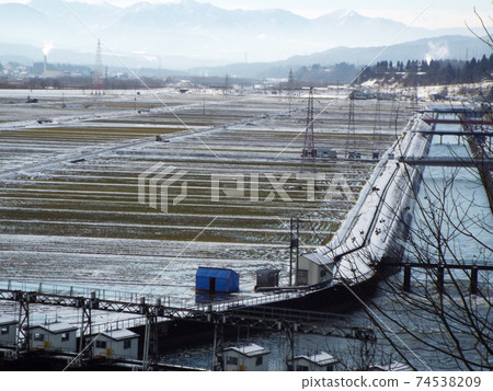 Scenery of snowy country Scenery of snowy country 74538209