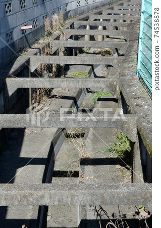Nakanoshima culvert 74538878