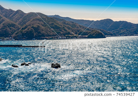 Toi, Izu City, Shizuoka Prefecture, the coast seen from Tabibito Misaki Toi, Izu City, Shizuoka Prefecture, the coast seen from Tabibito Misaki 74539427