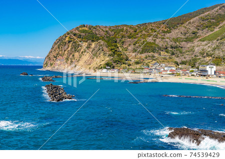 Toi, Izu City, Shizuoka Prefecture, the coast seen from Tabibito Misaki 74539429