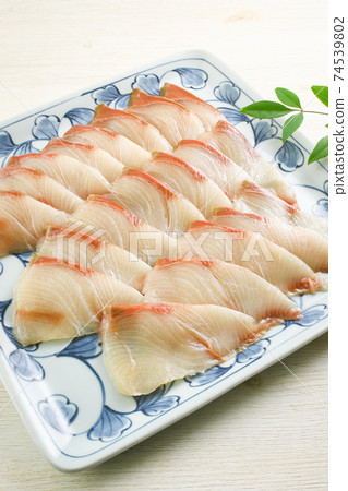 Tongu Shabu Tongu Shabu 74539802