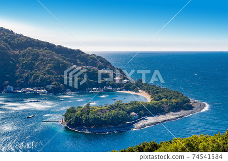 Cape Mihama seen from Cape Deai, Heda, Numazu City, Shizuoka Prefecture 74541584