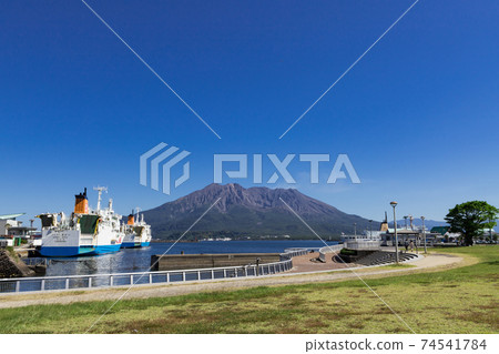 Scenery of Sakurajima seen from the waterfront park Kagoshima City, Kagoshima Prefecture 74541784