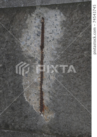 Corrosion rupture of concrete rebar Corrosion rupture of concrete rebar 74543745