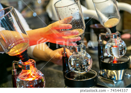 Cafe siphon coffee Cafe siphon coffee 74544337