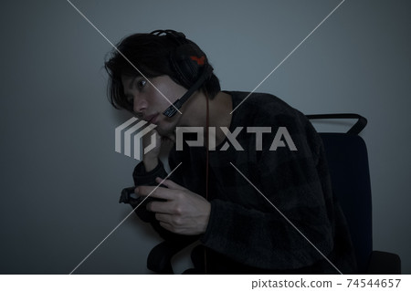 Men playing games 74544657