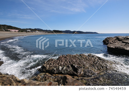 Shihara Coast 74549459