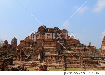 Ayutthaya Wat Maha That 74551615