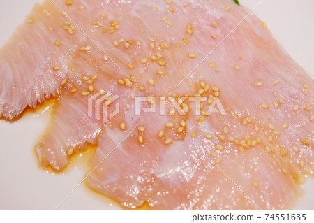 肉片 74551635