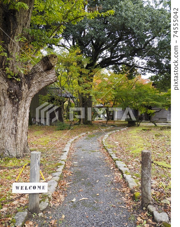 Higashi Katsuragi [新潟縣積川村] 74555042