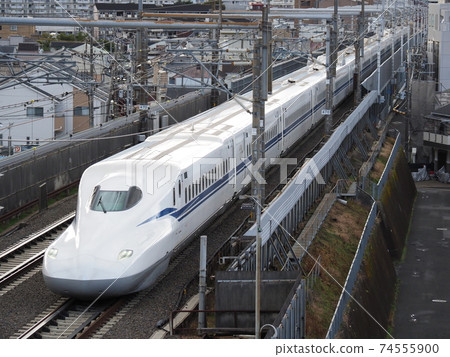 Yamashina附近的新幹線N700S J9編隊 74555900
