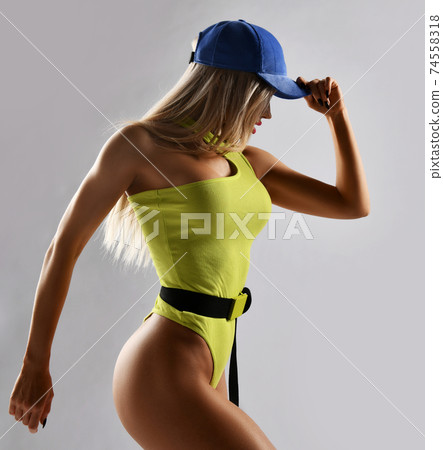Sexy fitness pretty woman with perfect sporty body Sexy fitness pretty woman with perfect sporty body 74558318