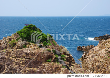 Ryugu Shrine [Tosashimizu City, Kochi Prefecture] 74563482